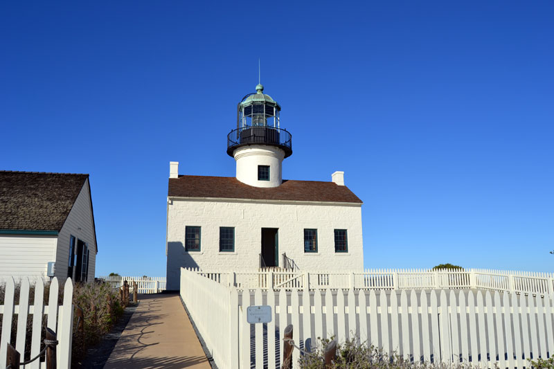 Faro di San Diego contro il cielo