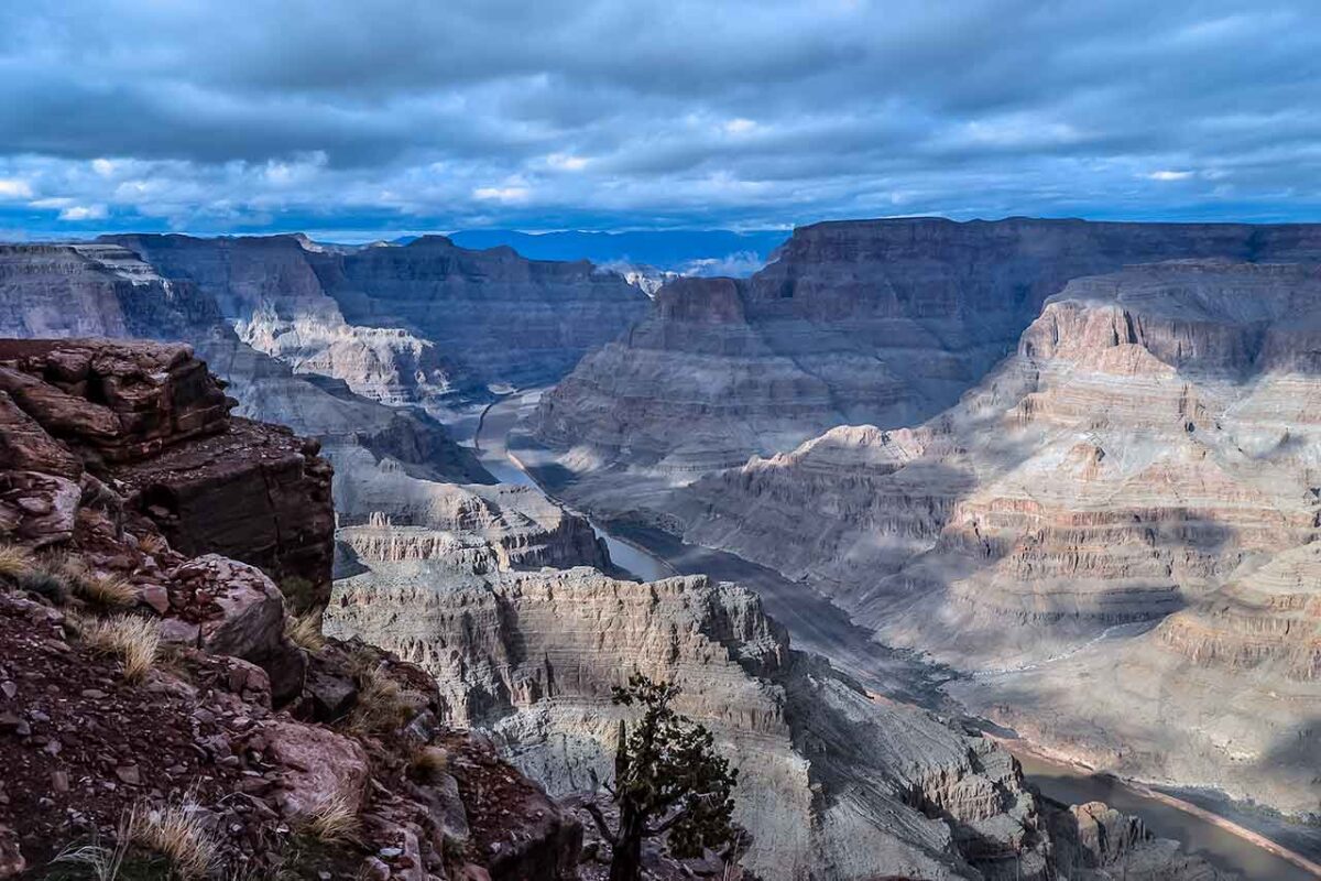 Grand Canyon West Rim – widok z krawędzi