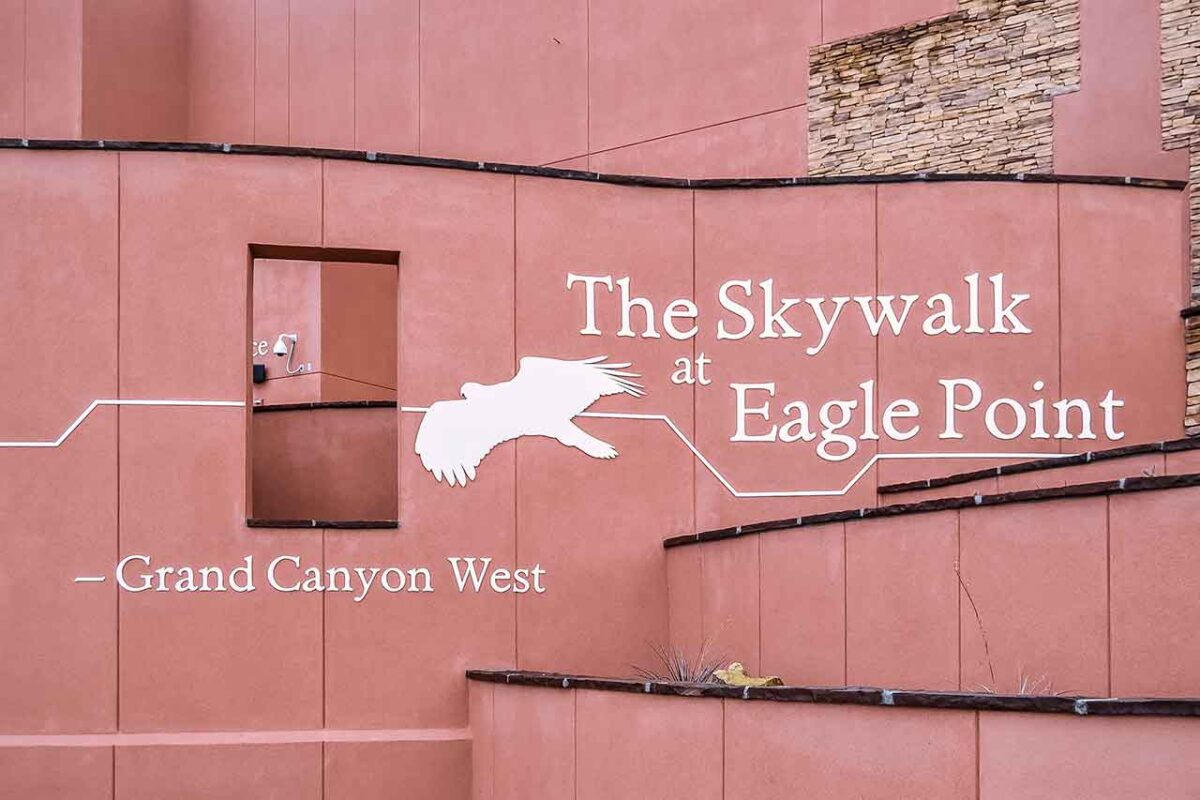 Grand Canyon West Rim Skywalk – tablica Eagle Point