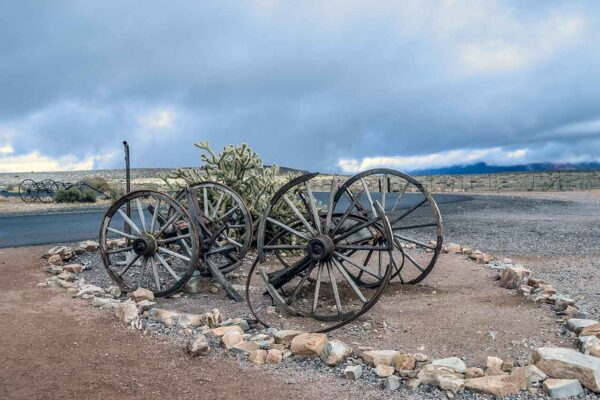 Grand Canyon West Rim Ranch – stare wozy i narzędzia