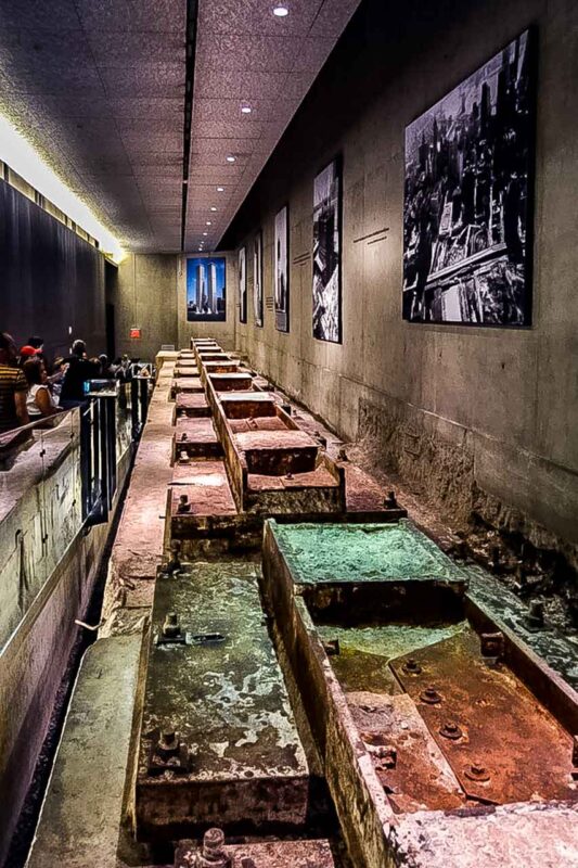 Sala wystawowa w 9/11 Memorial Museum