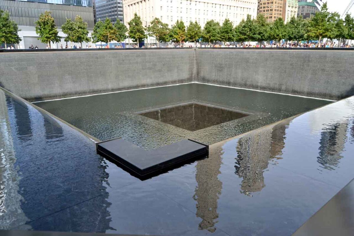 Basen upamiętniający miejsce North Tower w 9/11 Memorial