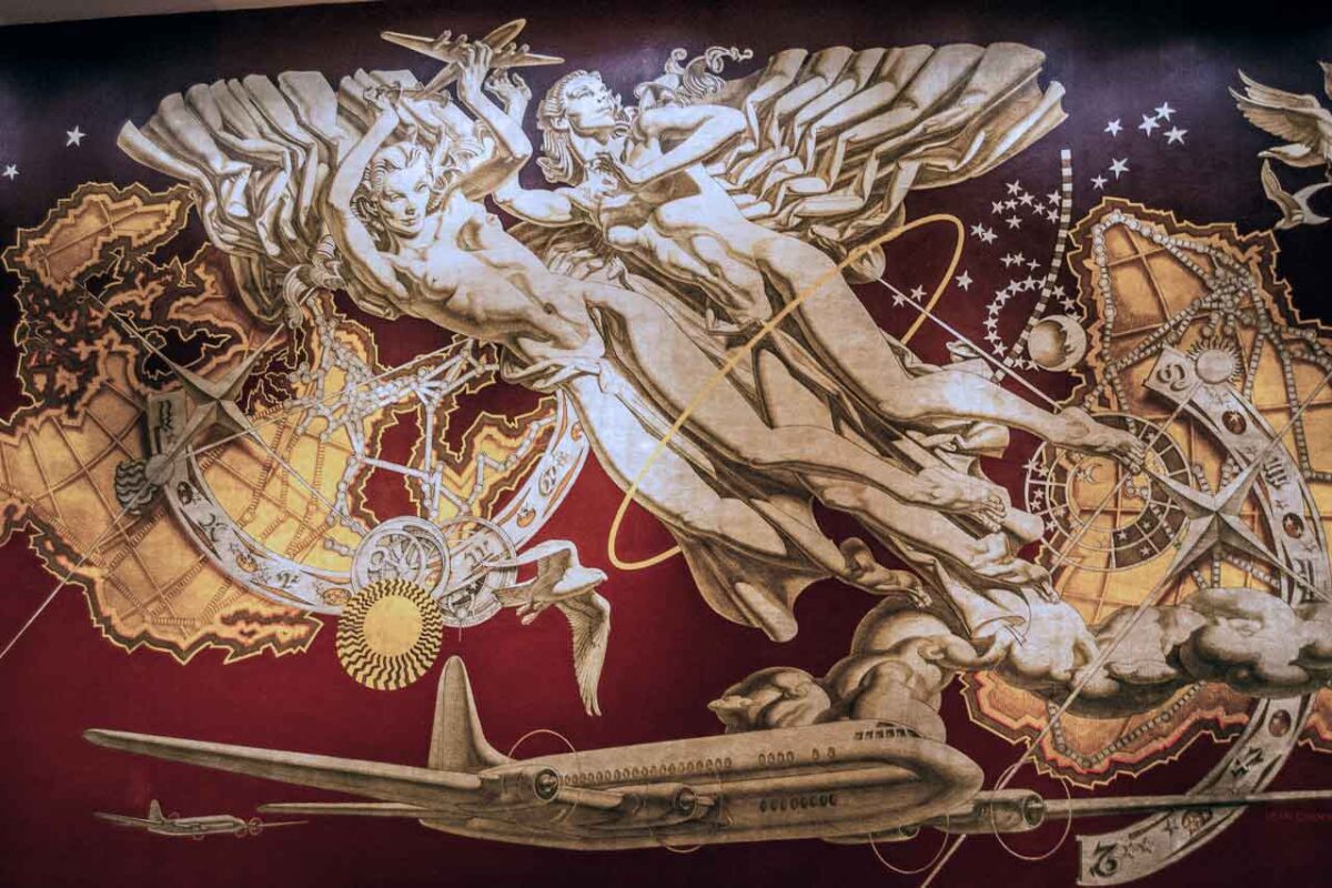 Scena z Prometeuszem w locie, otoczony płomieniami i mitologicznymi postaciami