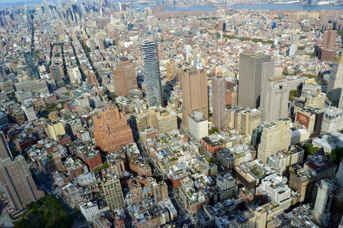 Vista One World Observatory Panorama mozzafiato su New York dall'osservatorio del One World Trade Center.