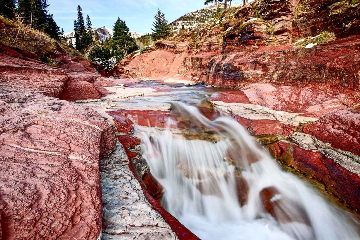 Le formazioni rocciose rosse e i paesaggi desertici del Red Rock Canyon.