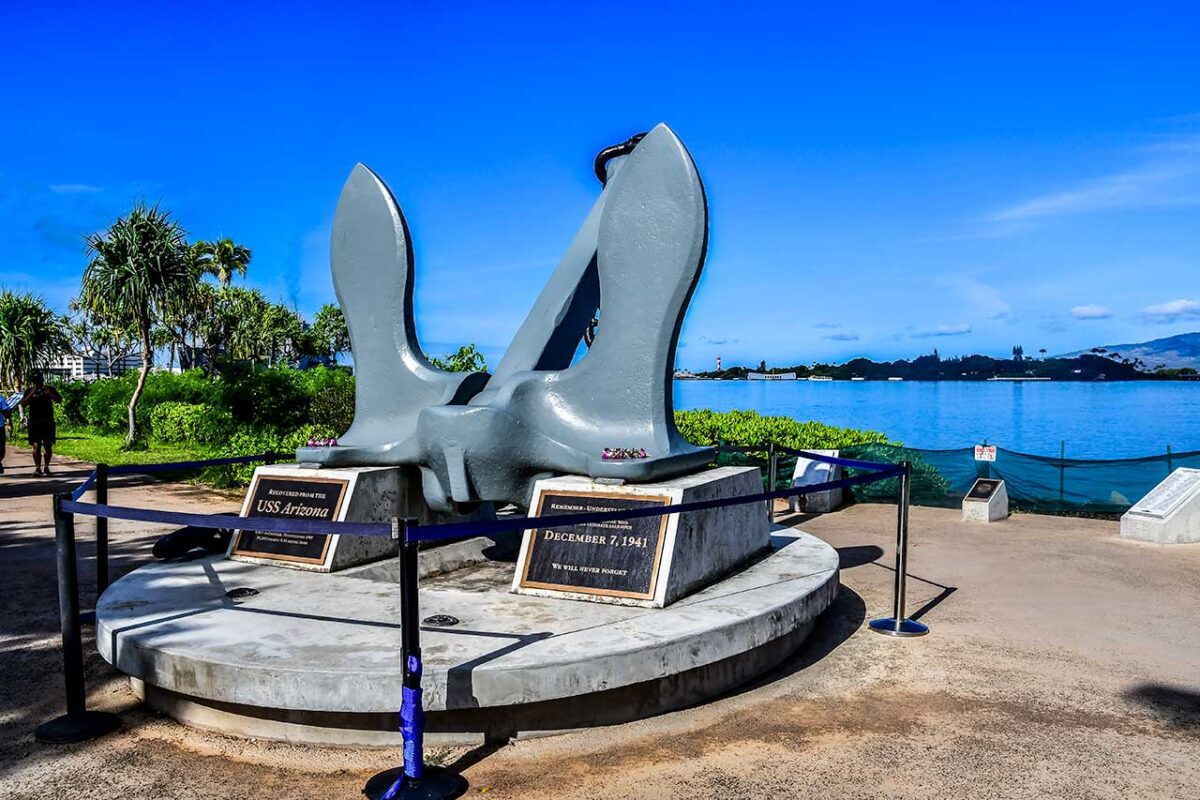 Kotwica USS Arizona przy Pearl Harbor na Oʻahu