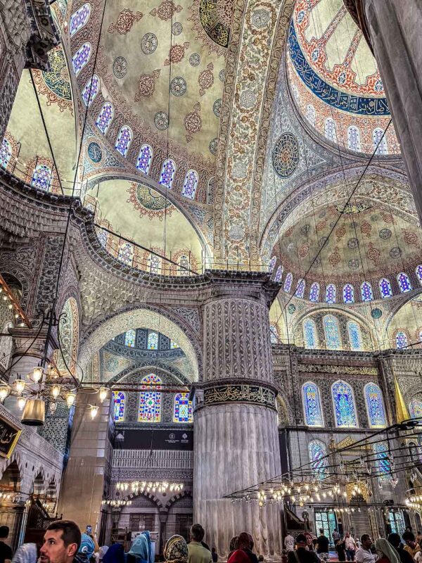 Moschea Blu - Piastrelle di Iznik in varie sfumature di azzurro e blu.